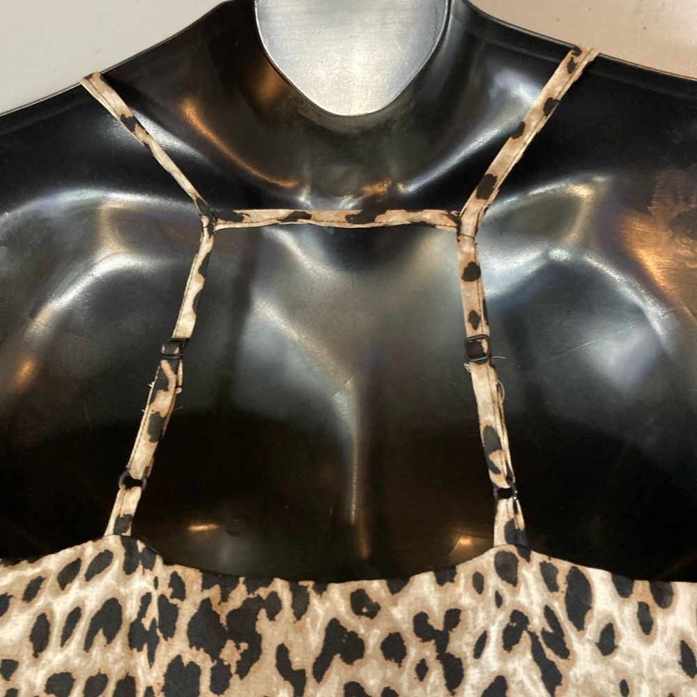 Body Central Leopard Print Dress NWT - Picture 5 of 5